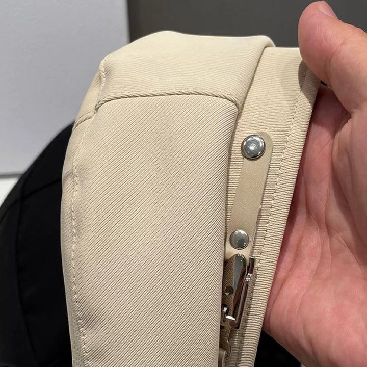 Boina de invierno sencilla con hebilla metálica para mujer - image 4