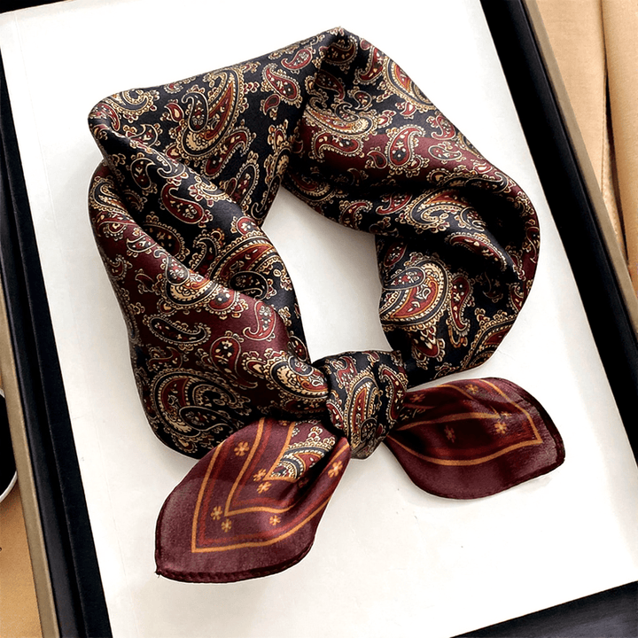 Exquisito pañuelo cuadrado de seda con estampado de anacardos, suave al tacto. - Estilo n.º 1 - image 0