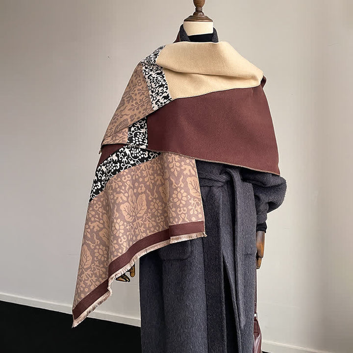 Bufanda cálida con estampado de hojas y flores estilo patchwork - image 6