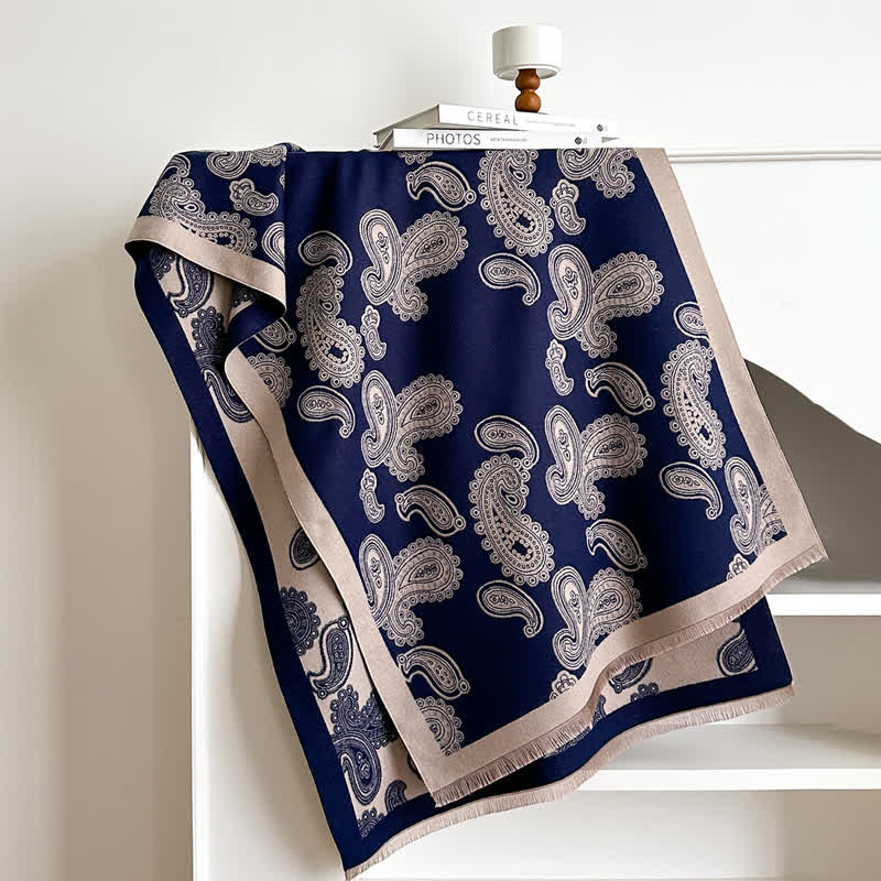 Bufanda cálida de doble cara con intrincado estampado paisley - image 1