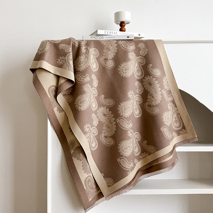 Bufanda cálida de doble cara con intrincado estampado paisley - image 7