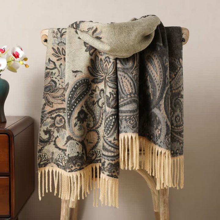 Bufanda con borlas y jacquard paisley de estilo boho-chic - Gris - image 0