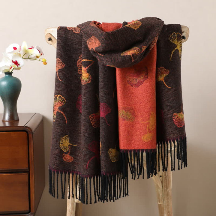 Bufanda de doble cara con estampado de hojas de ginkgo y borlas - Negro - image 0