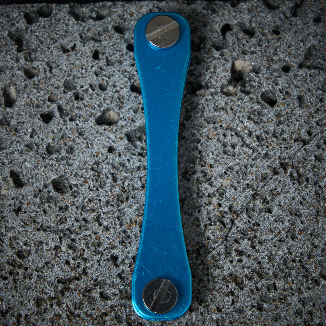 Organizador de llaves compacto que ahorra espacio y es cómodo de llevar - image 9