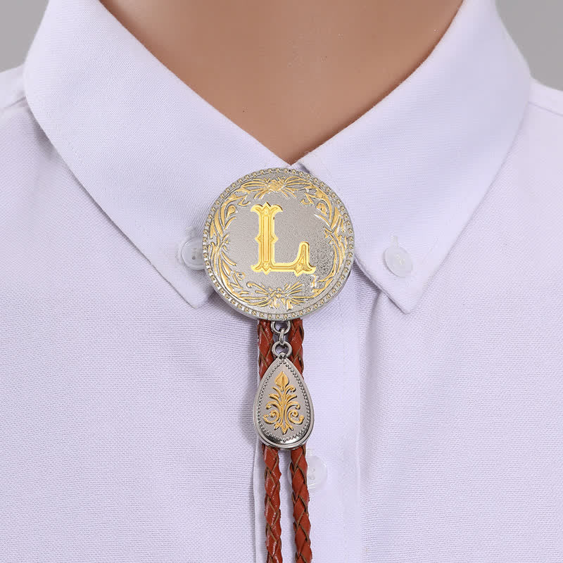 Corbata bolo de cuero marrón con inicial y colgante en forma de lágrima - Oro - L - image 14