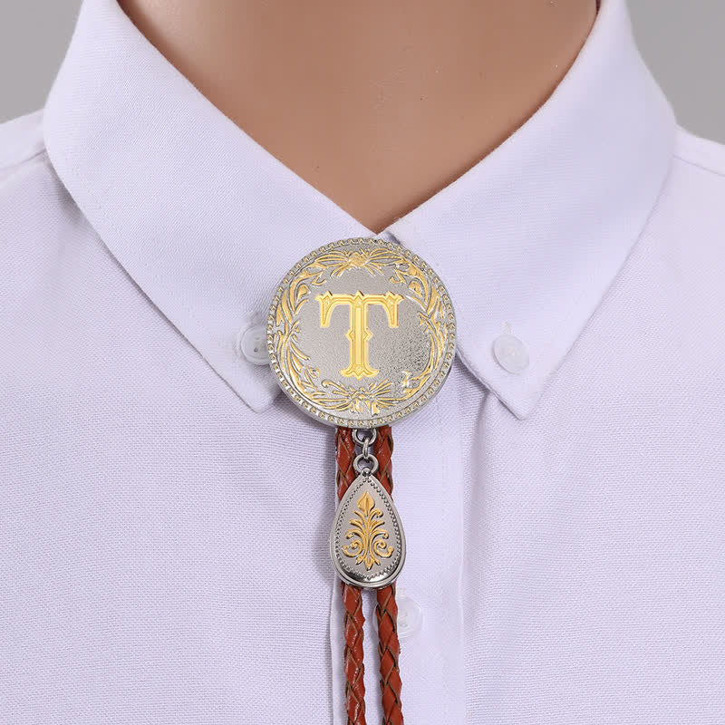 Corbata bolo de cuero marrón con inicial y colgante en forma de lágrima - Oro - T - image 22