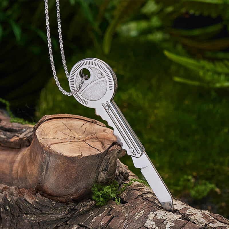 Llavero con navaja plegable práctica y collar de plata - image 1