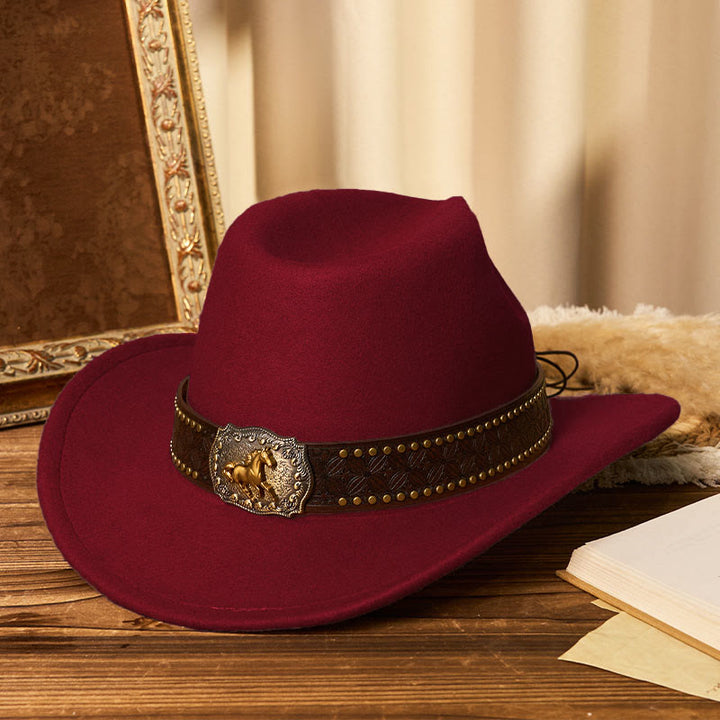 Sombrero vaquero para hombre con hebilla de caballo dorada, ala con remaches y cinturón - Vino - M (22"-22 7/8") - image 8
