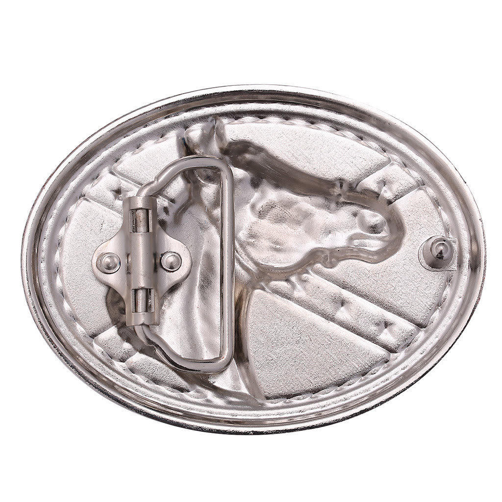 Cinturón para hombre con hebilla de bandera de cabeza de caballo plateada y relieve negro - image 2