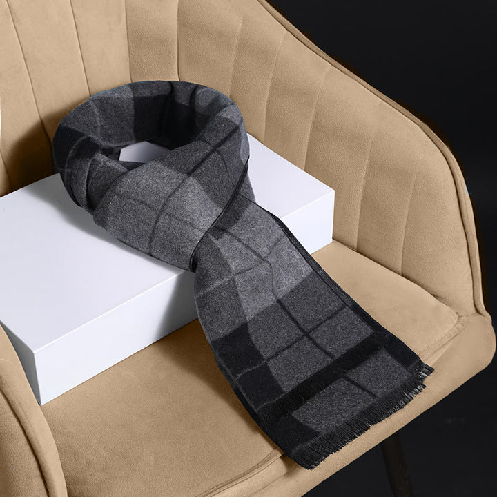Bufanda cálida clásica con borlas a cuadros para hombre - Negro Gris - image 4