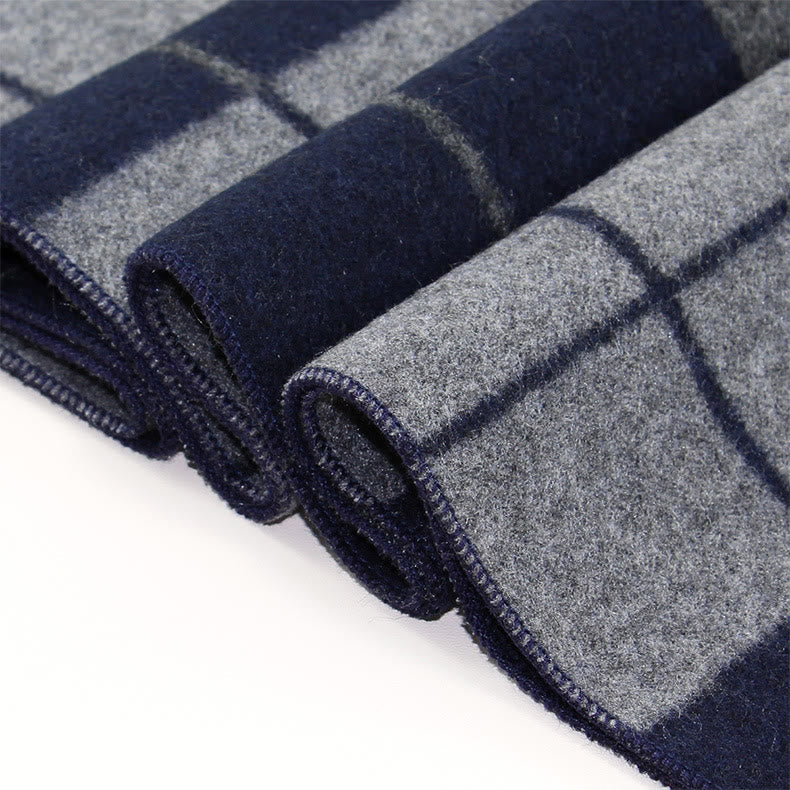 Bufanda cálida clásica con borlas a cuadros para hombre - image 2