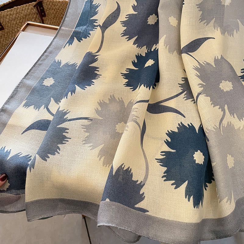 Bufanda ligera, versátil y multicolor con estampado floral elegante para mujer - image 2