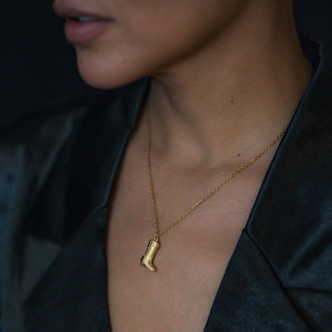 Exquisito collar con colgante de estrella y bota vaquera dorada del oeste - image 3