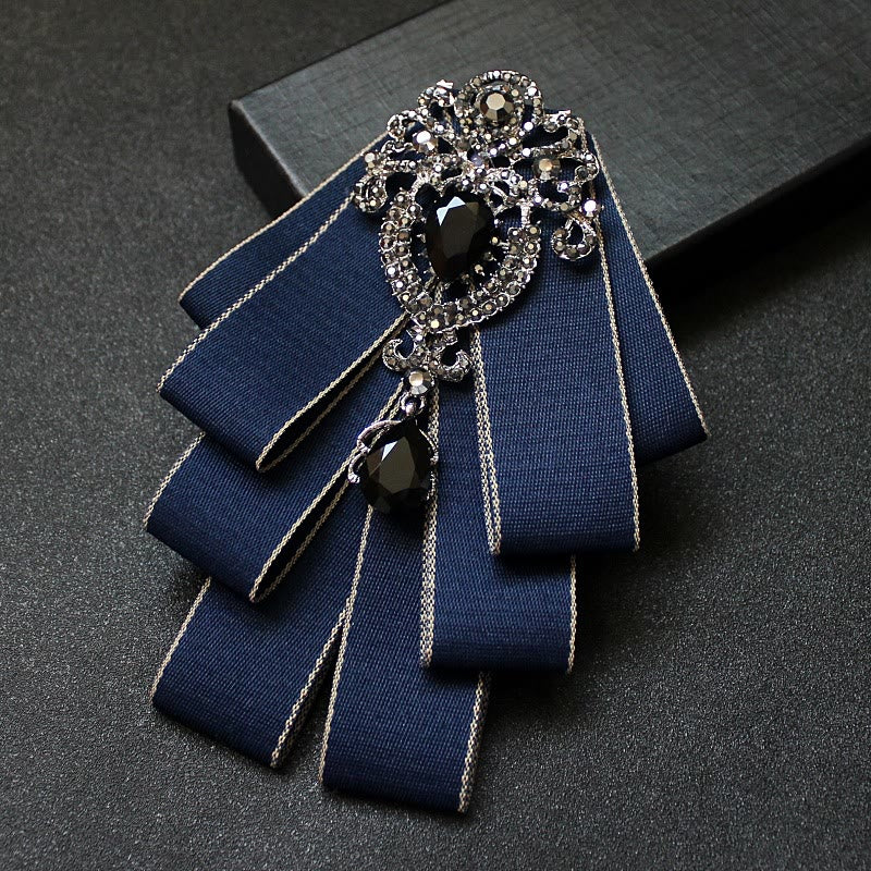 Pajarita vintage con adorno de cinta en capas y gemas para hombre - image 0