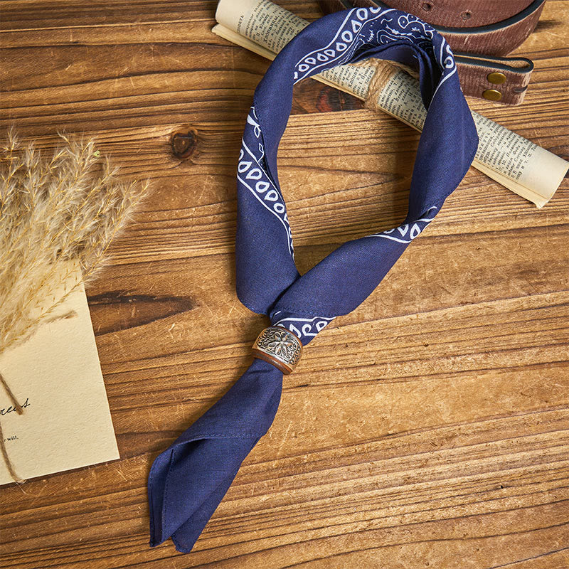 Pañuelo de bolsillo con estampado de anacardos y botón redondo hexagrama - image 0