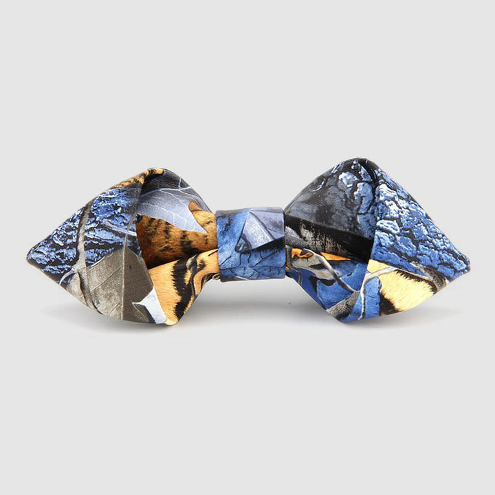 Pajarita de cuero puntiaguda con detalles florales y ornamentados - Estilo #13 - image 15