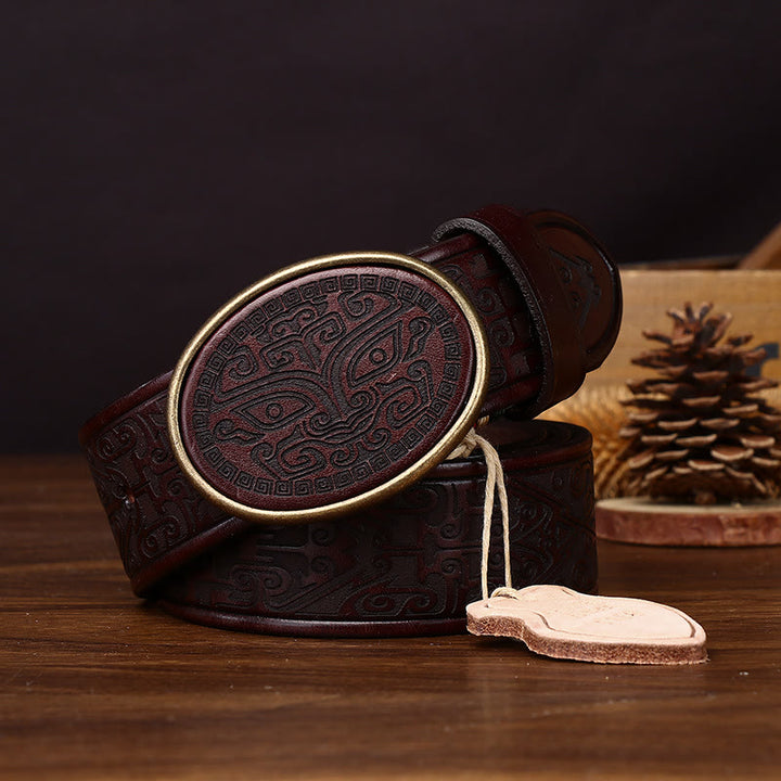 Cinturón de cuero con hebilla ovalada y tallado de tótem retro para hombre - image 2