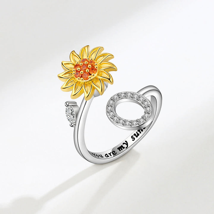 Anillo ajustable con inicial de girasol giratorio Anxiery - O - image 15