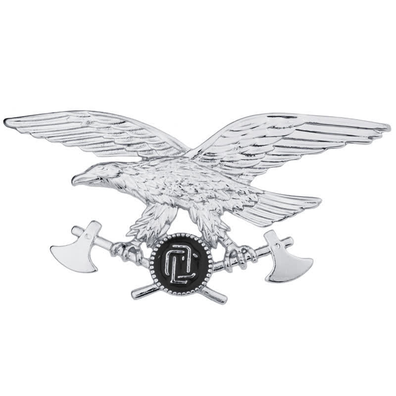 Broche de hacha con águila retro para hombre