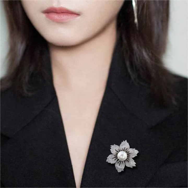 Broche de Bauhinia de lujo con perlas brillantes para mujer