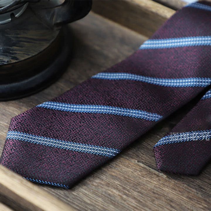 Corbata formal clásica de rayas para hombre