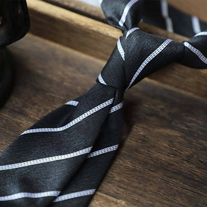 Corbata formal clásica de rayas para hombre