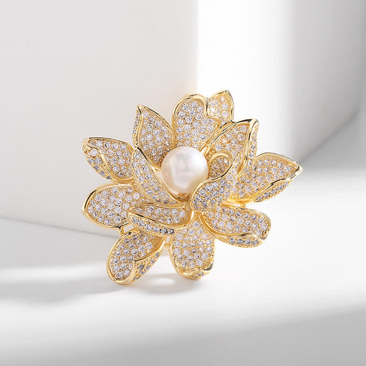 Broche de loto con perla tridimensional para mujer