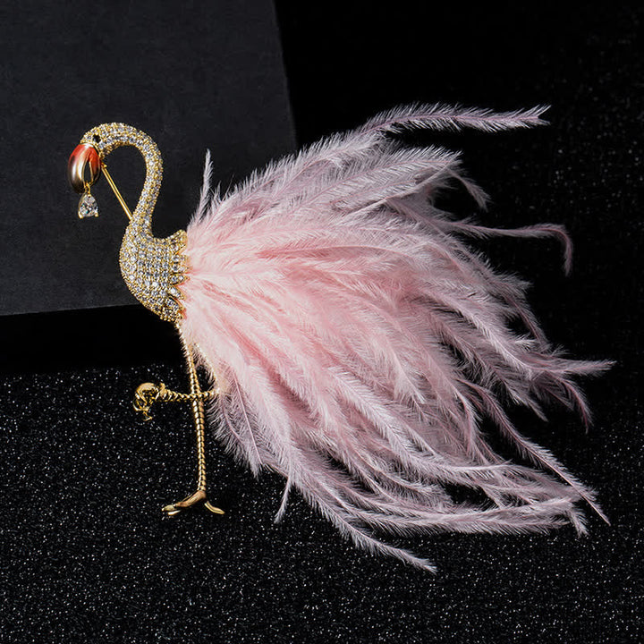 Broche de plumas de circonita y flamenco brillante