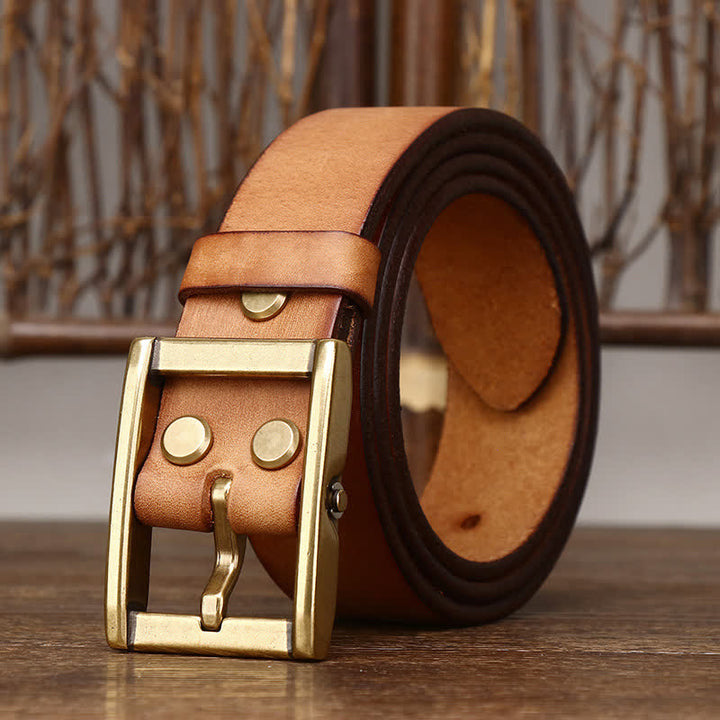 Cinturón de cuero Tough Guy con detalle de tachuelas para hombre