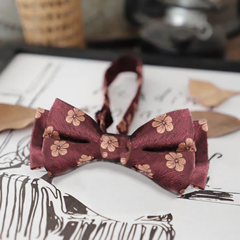 Pajarita retro con hojas y flores para hombre