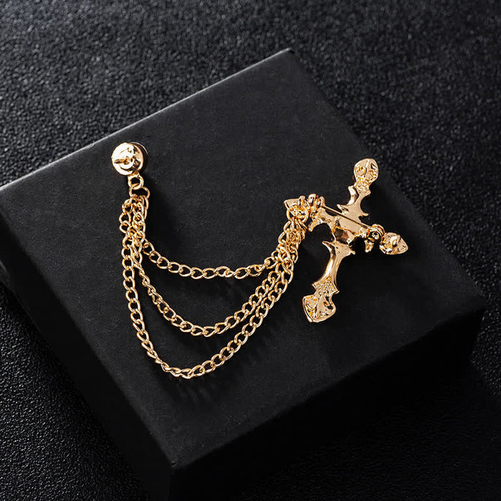 Broche clásico de cadena con cristales en forma de cruz para hombre