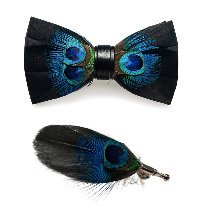 Pajarita infantil con plumas de pavo real en azul y negro y broche de solapa