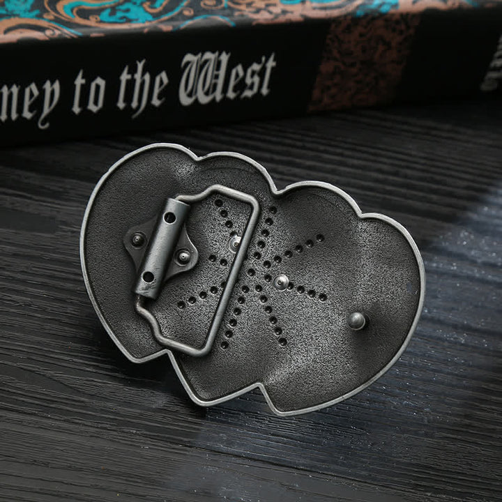 Cinturón de cuero con hebilla triple en forma de corazón y diseño de caballo para hombre