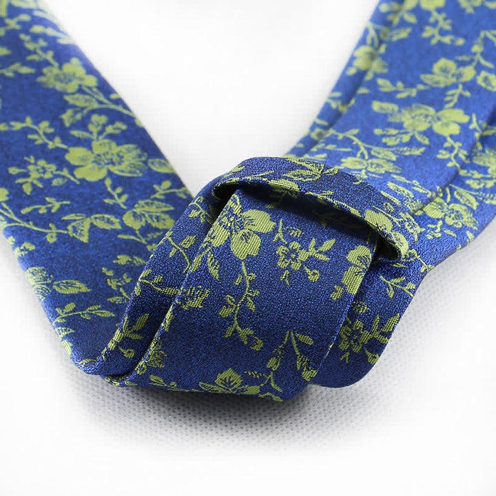 Corbata de primavera con pequeñas flores para hombre