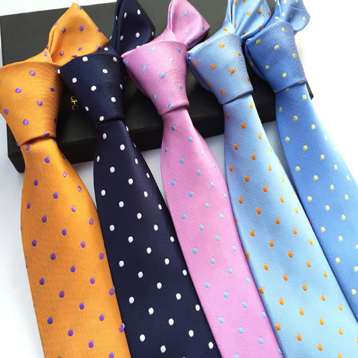 Corbata de lunares para hombre