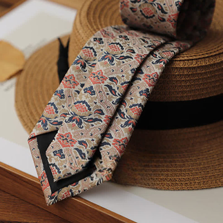Corbata exótica con diseño de loto misterioso en beige y rosa para hombre