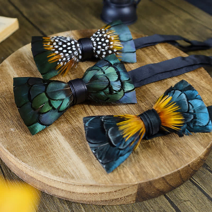 Colección de pajaritas clásicas de plumas verdes