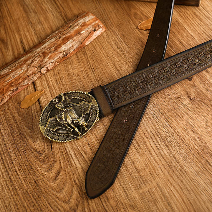 Cinturón de cuero con diseño de toro dominante para hombre