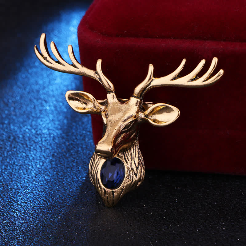 Broche de ciervo con gema azul majestuosa para hombre