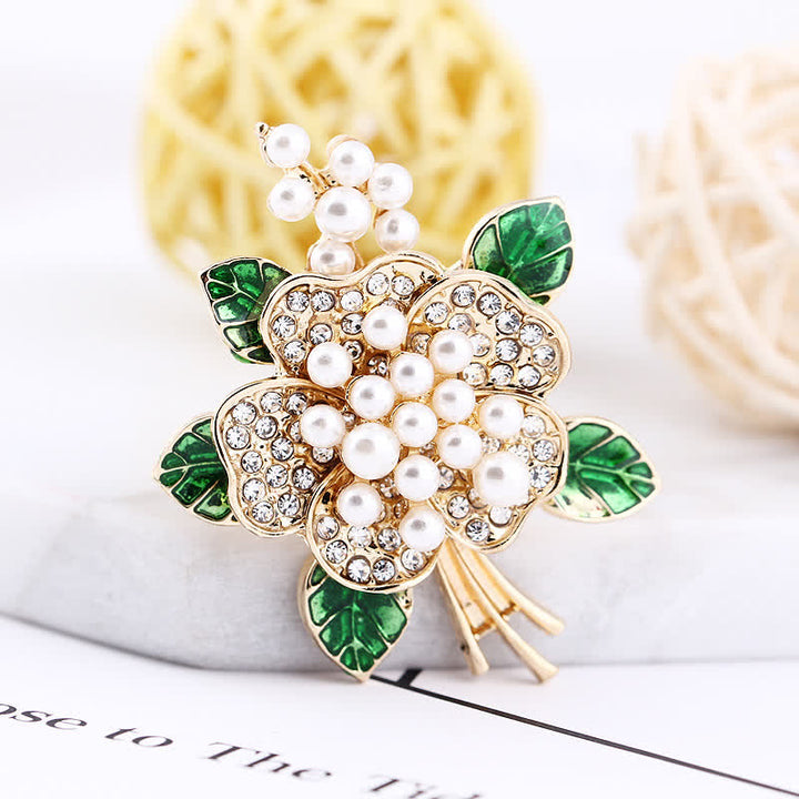 Broche floral con estambres de perlas para mujer