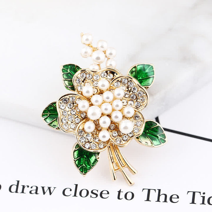 Broche floral con estambres de perlas para mujer