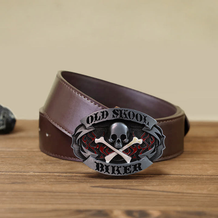 Cinturón de cuero con hebilla de calavera y huesos cruzados para hombre hecho a mano