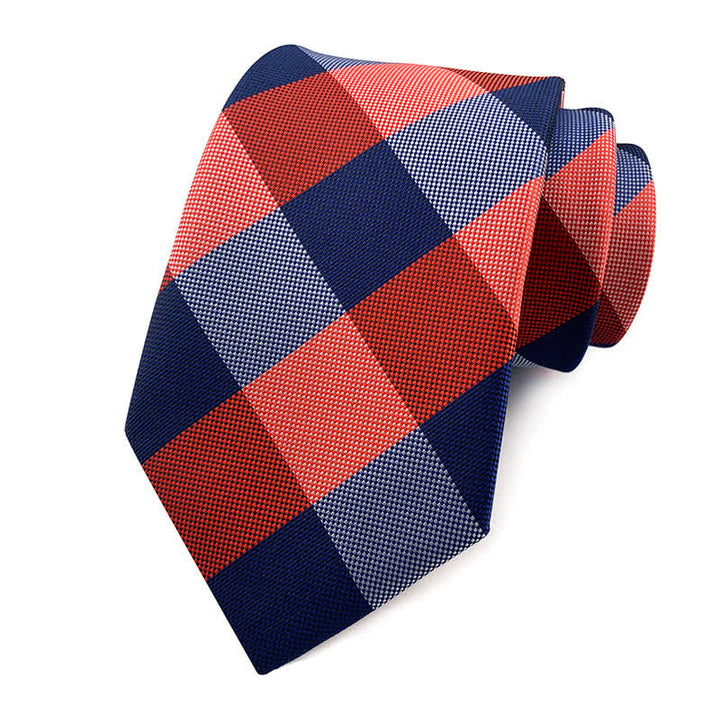 Traje de esmoquin ajustado para hombre con corbata a cuadros