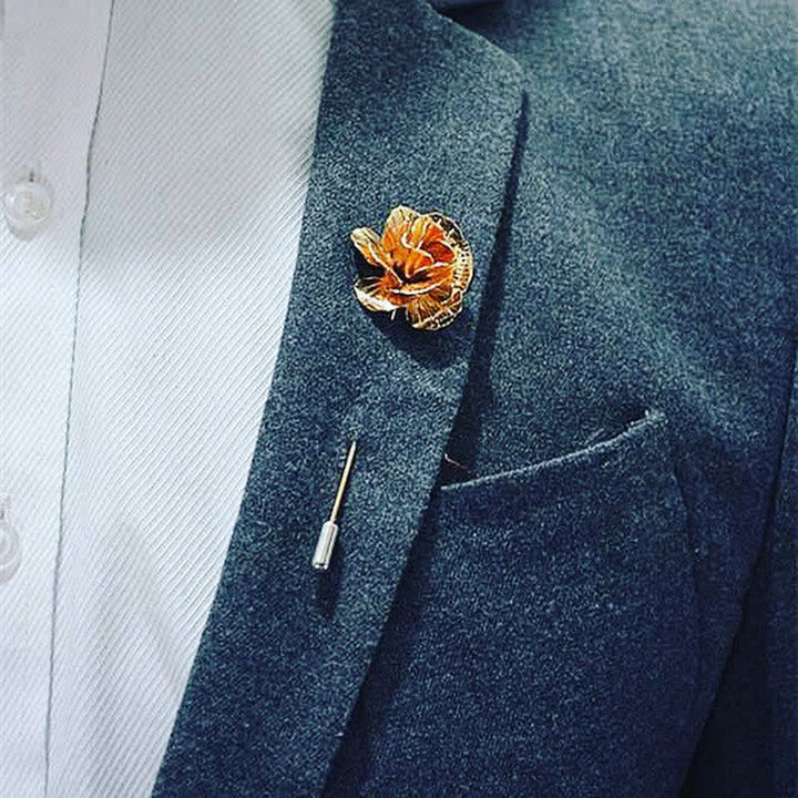 Broche de metal con forma de rosa para hombre