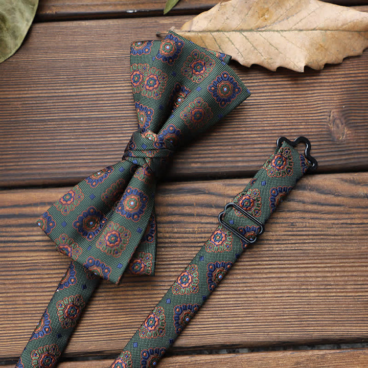 Pajarita floral con rayas británicas para hombre