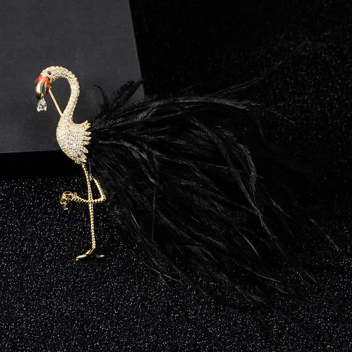 Broche de plumas de circonita y flamenco brillante