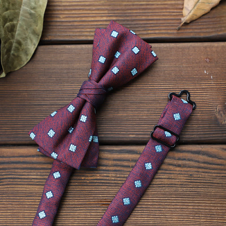 Pajarita floral con rayas británicas para hombre