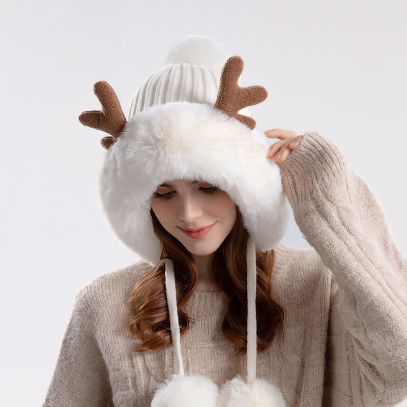 Gorro de punto con pompón de cuerno de ciervo para mujer