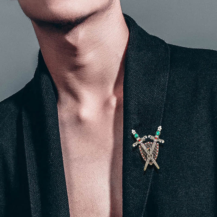 Broche de espada y escudo de guerrero para hombre