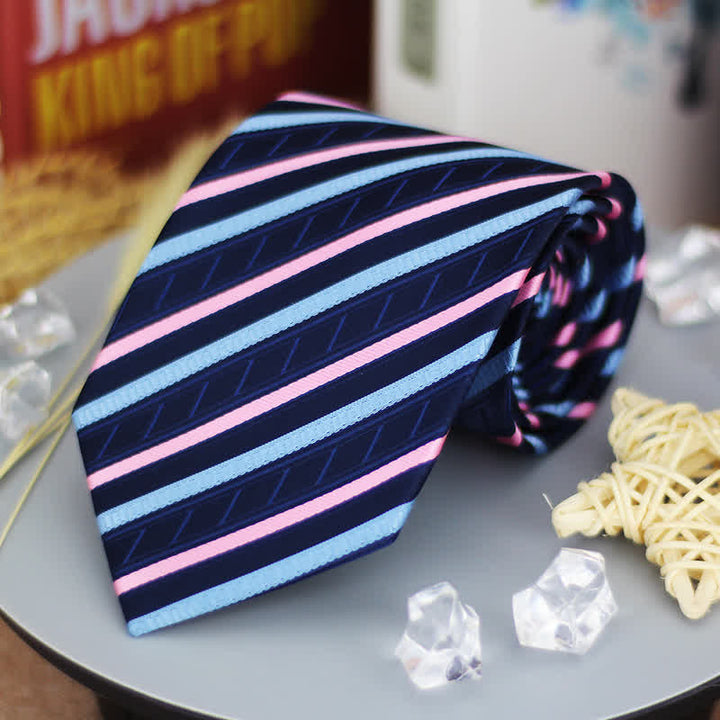 Corbata clásica de hombre con rayas en azul degradado y rosa